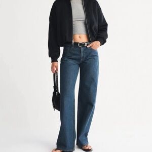 Abercrombie Low Rise Ultra Loose Jeans